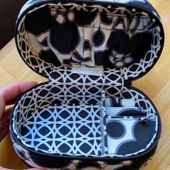 Vera Bradley jewelry box 6,2x3,8x3” in good condition - Picture 6 of 10